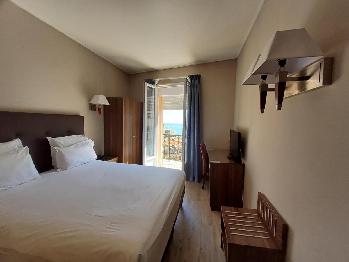 Hotel Capitole 보솔레이 외부 사진