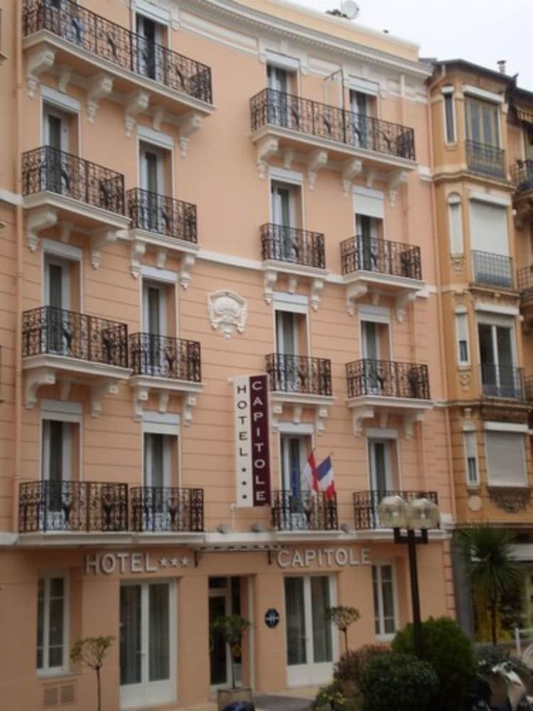 Hotel Capitole 보솔레이 외부 사진